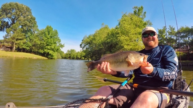 largemouth bass kayak fishing