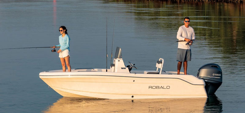 robalo r160 center console